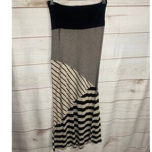 Just Ginger Black & Gray Striped Strapless Midi Dress Size Medium